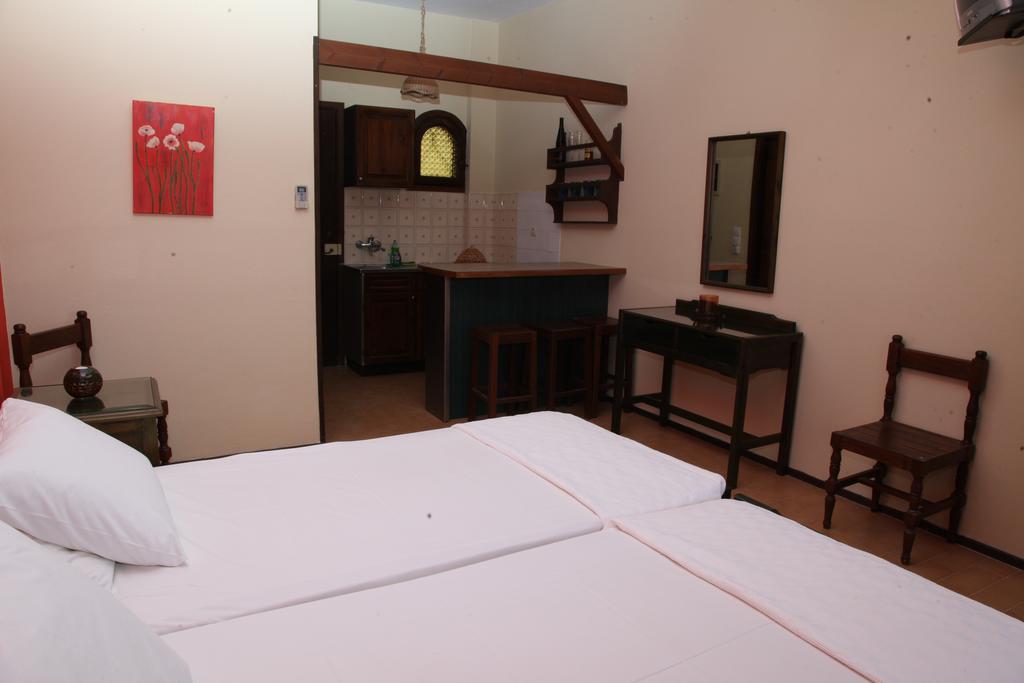Dionisis Apartments Kunópetra Szoba fotó